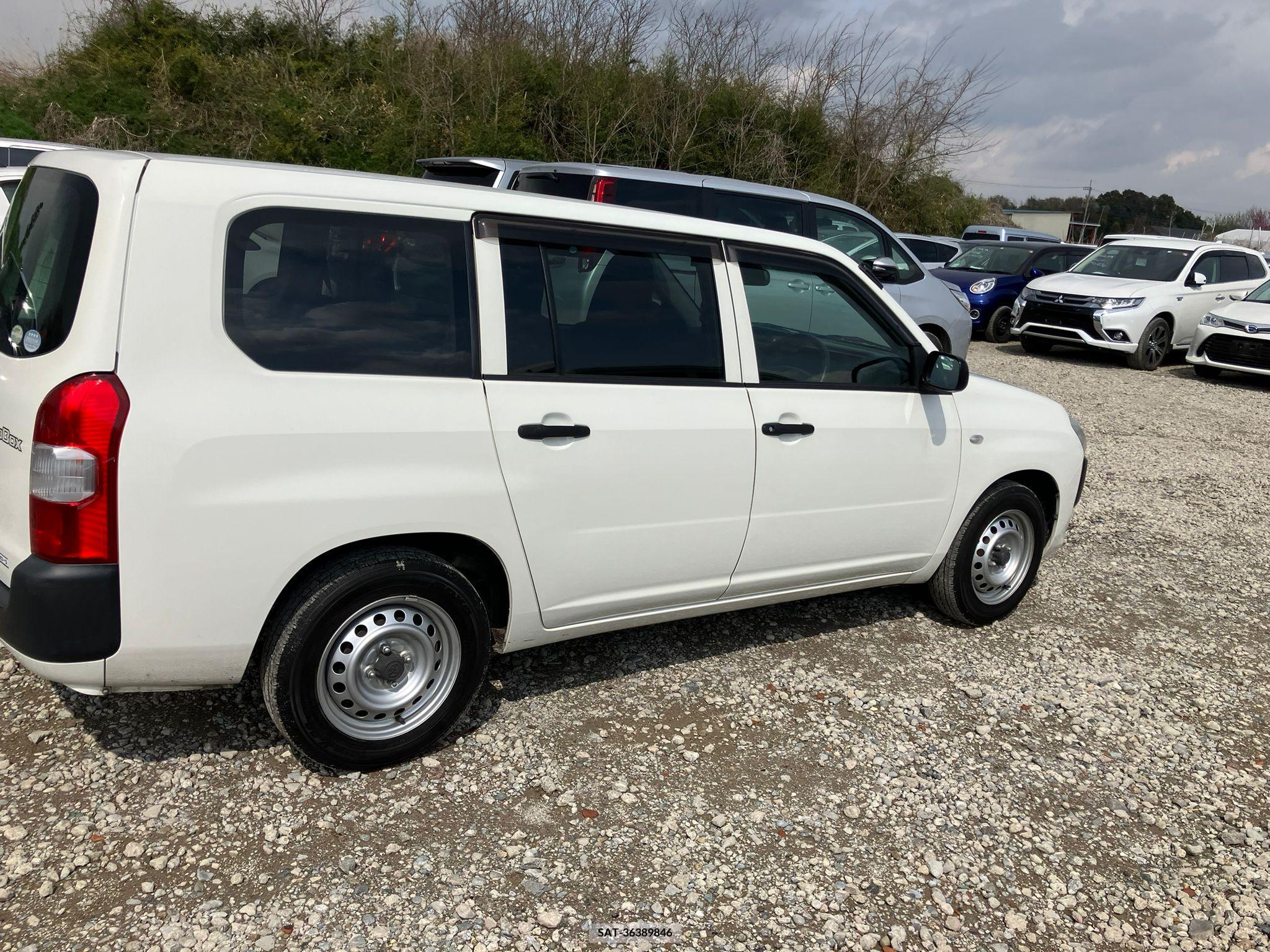 Toyota PROBOX VAN 2017-01 257739-6