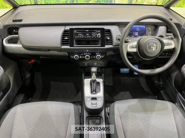 Honda FIT 2021-03 242151-1