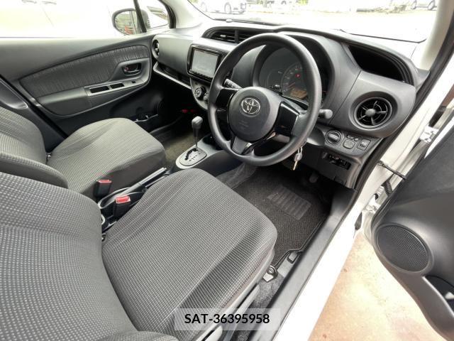 Toyota VITZ 2018-06 328852-5