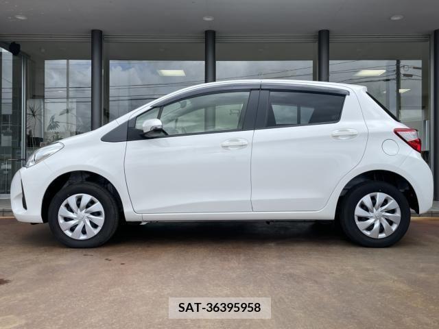 Toyota VITZ 2018-06 328852-4