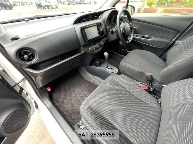 Toyota VITZ 2018-06 328852-9