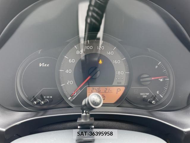 Toyota VITZ 2018-06 328852-23