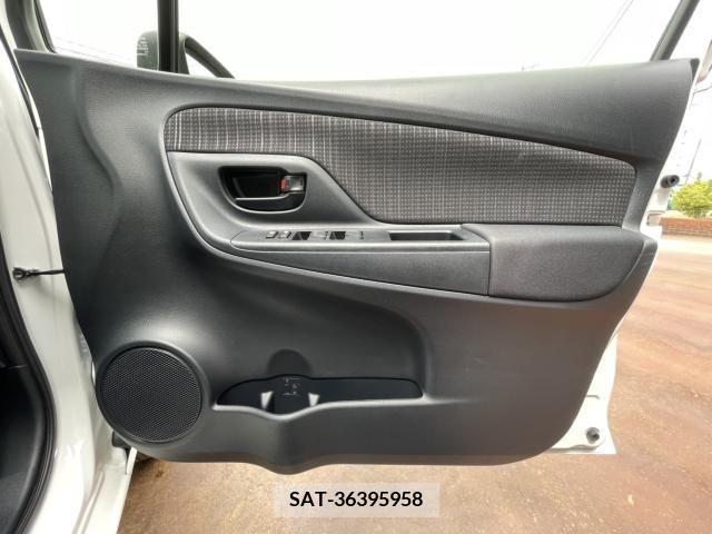 Toyota VITZ 2018-06 328852-7