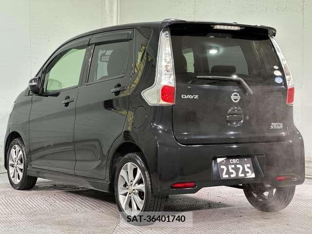Nissan DAYZ 2014-01 230694-10
