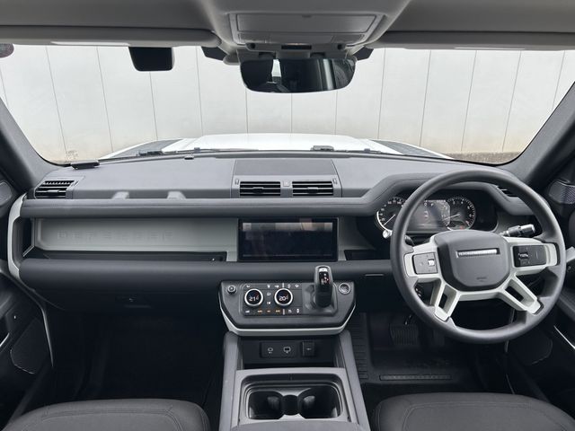 ROVER DEFENDER 2021-06 5687-8