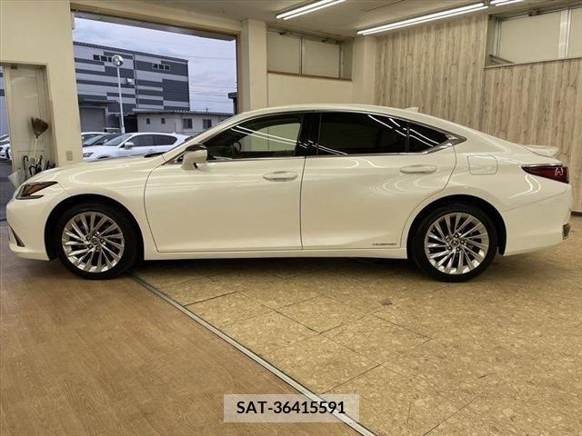 Lexus ES 2019-03 387962-18