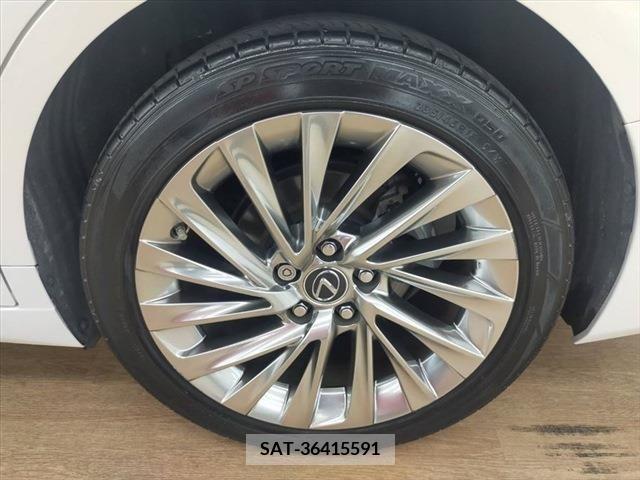 Lexus ES 2019-03 387962-25