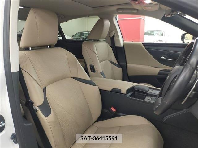 Lexus ES 2019-03 387962-6