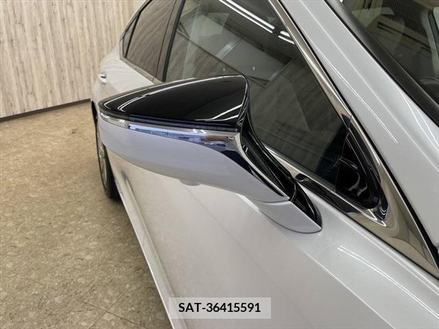 Lexus ES 2019-03 387962-22
