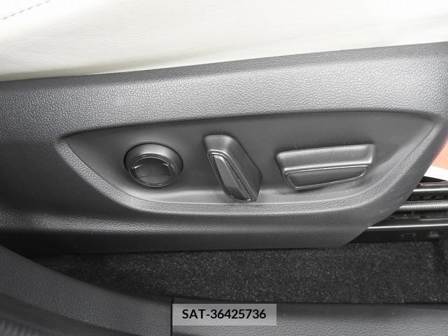 Toyota CROWN 2023-09 346427-13