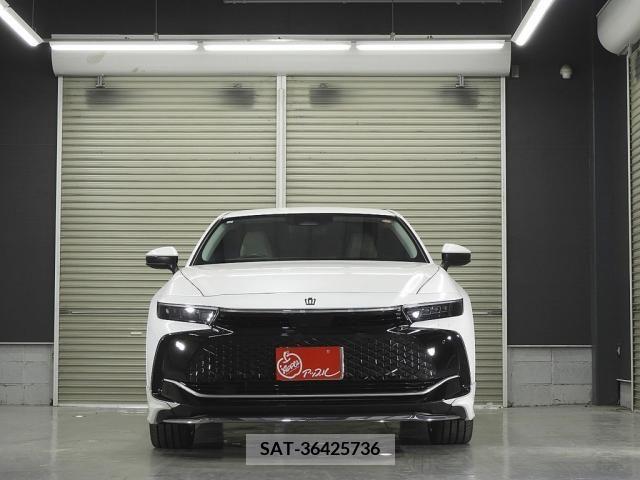 Toyota CROWN 2023-09 346427-1