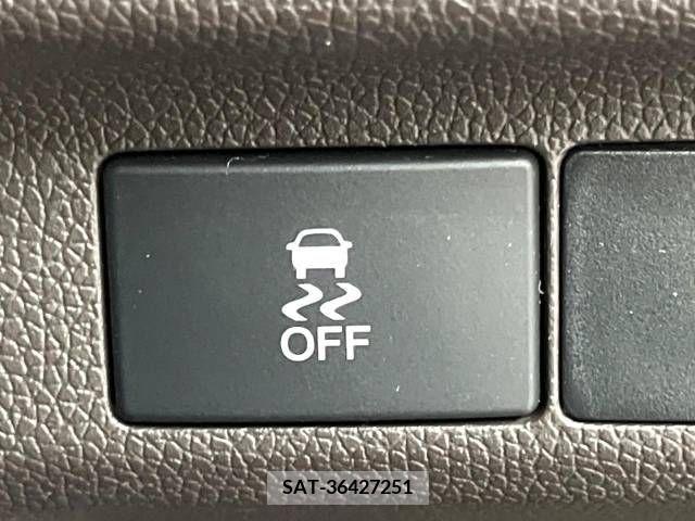 Honda FREED 2017-05 302902-4