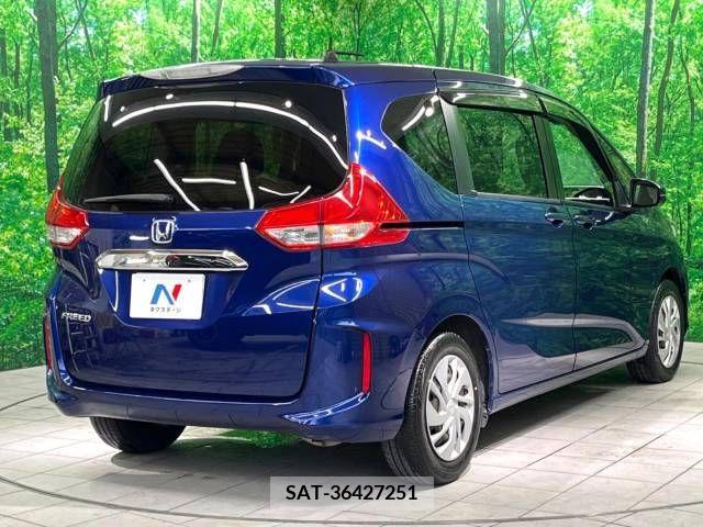 Honda FREED 2017-05 302902-15