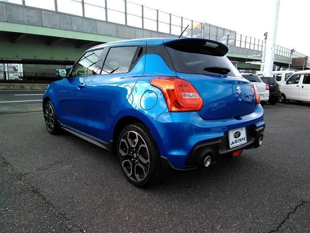 Suzuki SWIFT 2018-02 29228-7