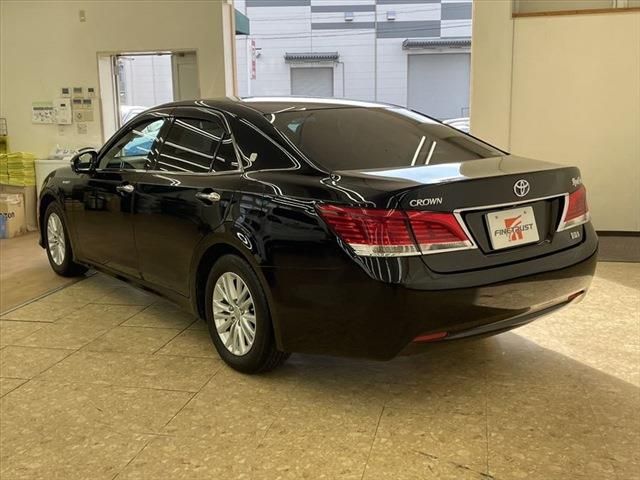 Toyota CROWN SEDAN 2017-09 183267-6
