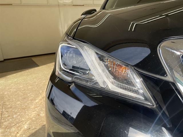 Toyota CROWN SEDAN 2017-09 183267-9