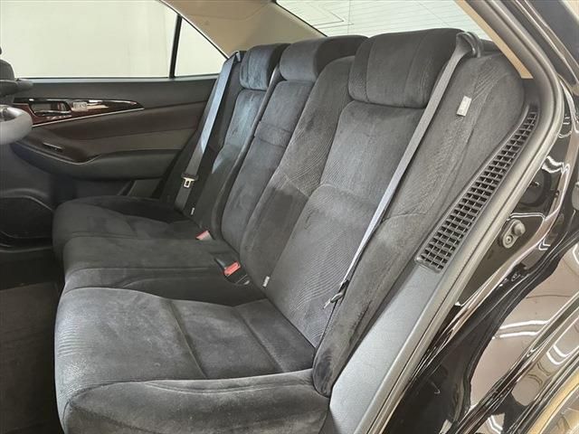Toyota CROWN SEDAN 2017-09 183267-22