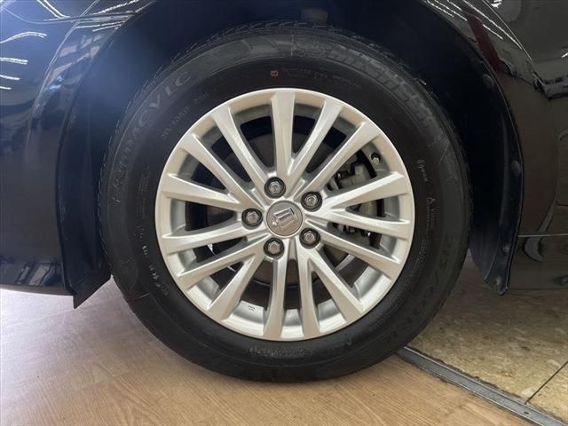 Toyota CROWN SEDAN 2017-09 183267-17