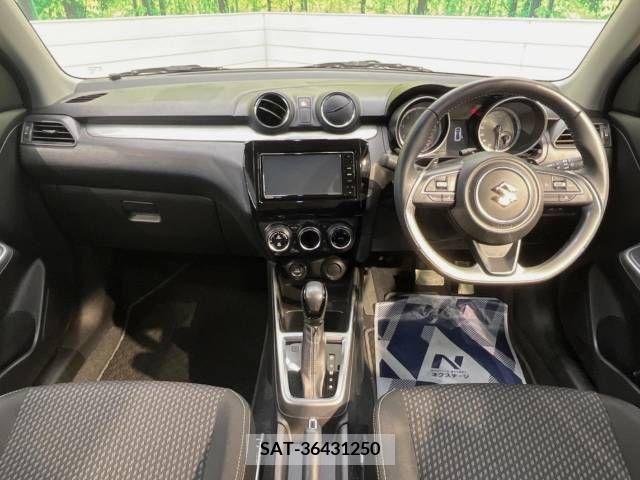Suzuki SWIFT 2018-08 320939-1