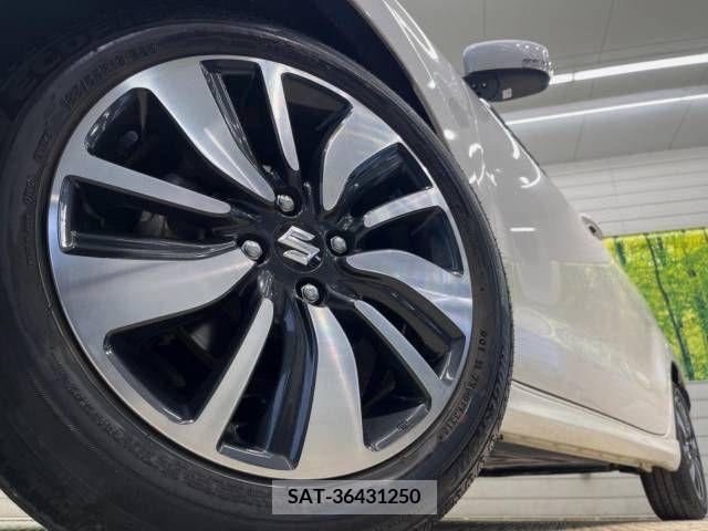 Suzuki SWIFT 2018-08 320939-13