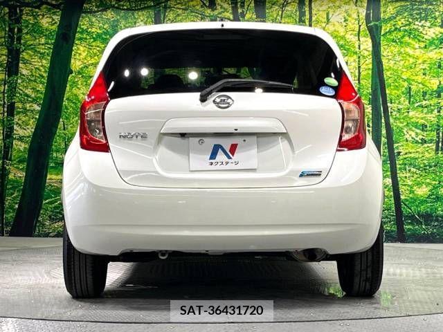Nissan NOTE 2013-07 365377-15