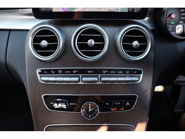 Mercedes Benz C-CLASS 2018-01 196631-11