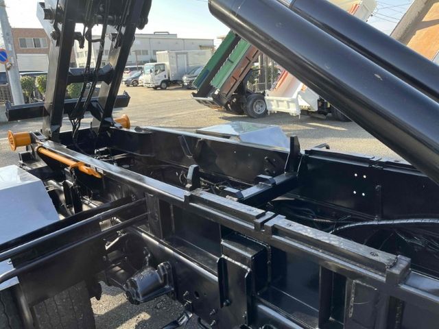 Nissan CONDOR 2015-03 25430-11