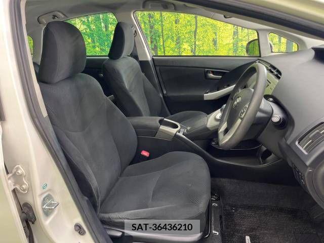 Toyota PRIUS 2012-03 366329-8