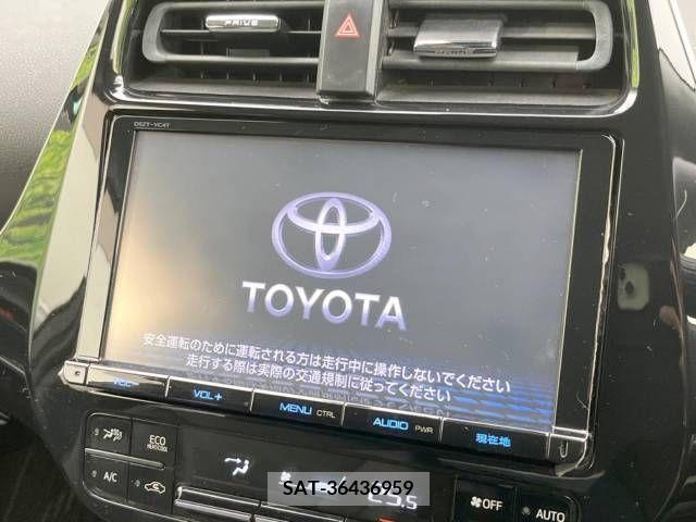 Toyota PRIUS 2016-05 349644-2