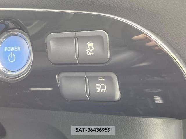 Toyota PRIUS 2016-05 349644-8