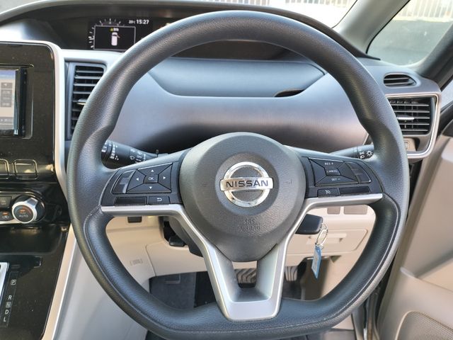 Nissan SERENA 2018-10 183640-22