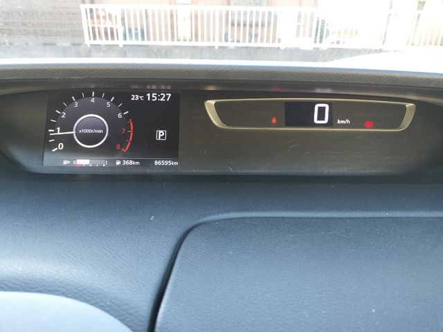 Nissan SERENA 2018-10 183640-20