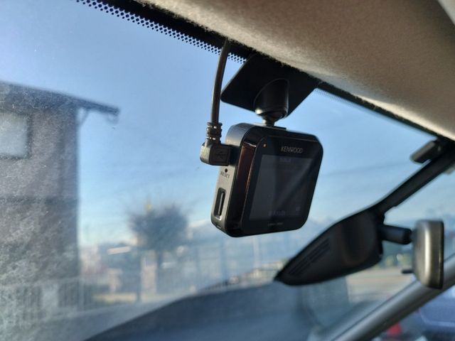 Nissan SERENA 2018-10 183640-18