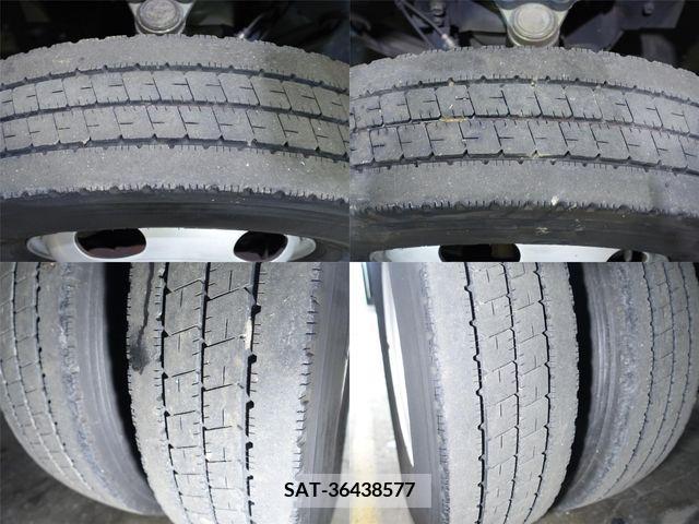 Mitsubishi CANTER 2017-04 331318-12