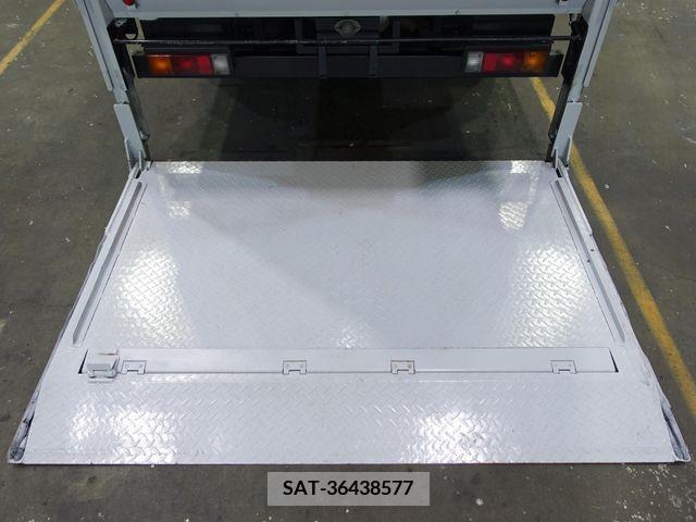 Mitsubishi CANTER 2017-04 331318-9