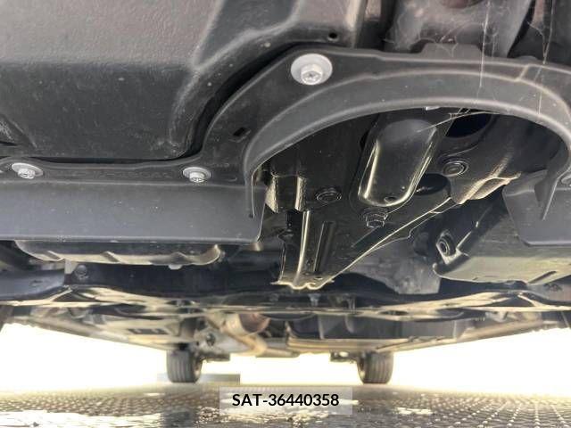 Toyota ESQUIRE 2018-06 268560-19