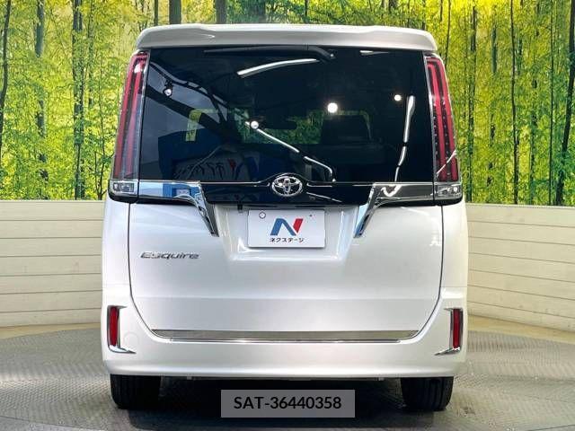 Toyota ESQUIRE 2018-06 268560-15