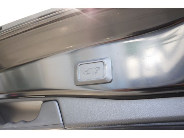Toyota RAV4 2019-09 6445-8