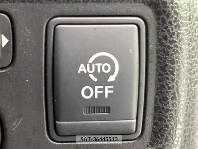 Nissan NOTE 2012-09 339205-5
