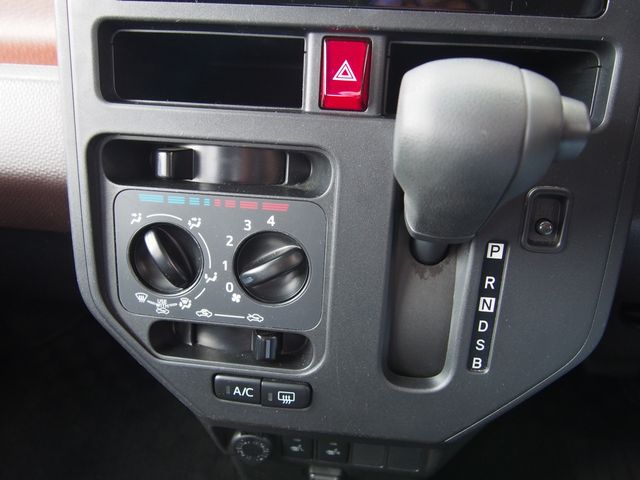 Toyota ROOMY 2020-06 3540-10