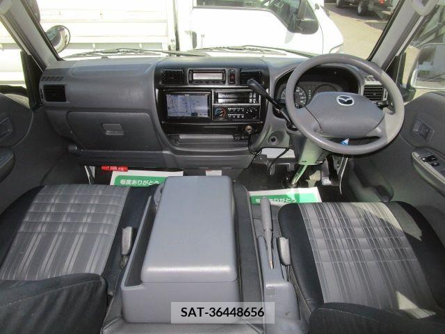 Mazda BONGO VAN 2019-03 253259-10