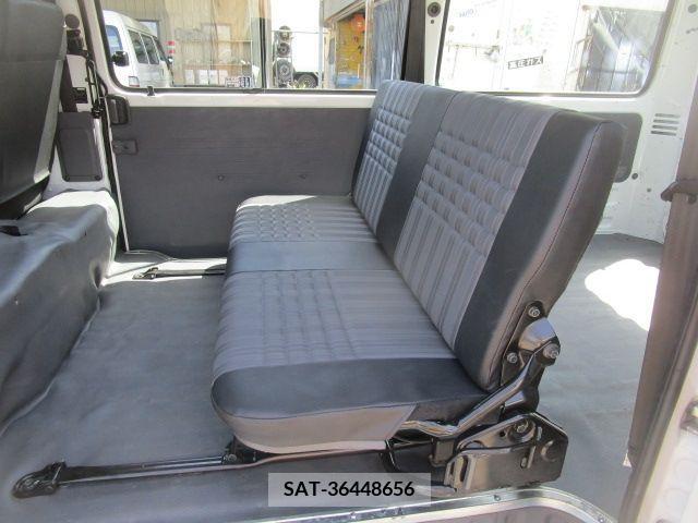 Mazda BONGO VAN 2019-03 253259-14