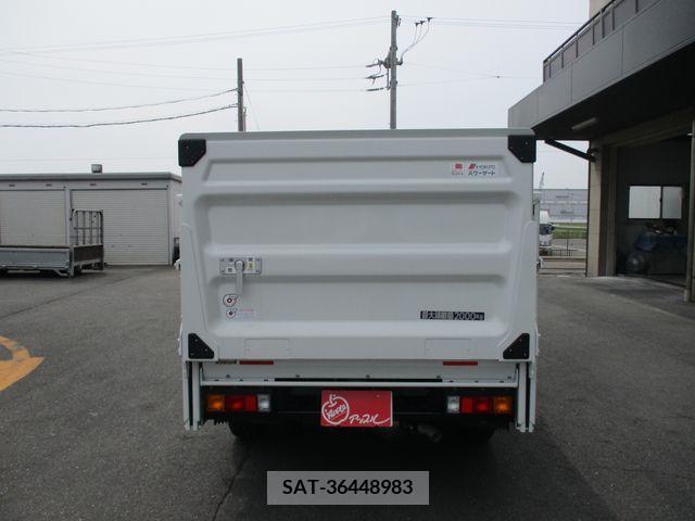 Mitsubishi CANTER 2023-11 263468-4