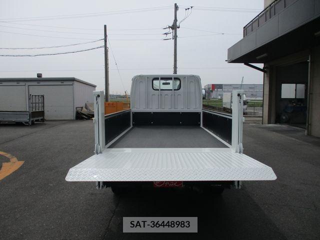 Mitsubishi CANTER 2023-11 263468-7