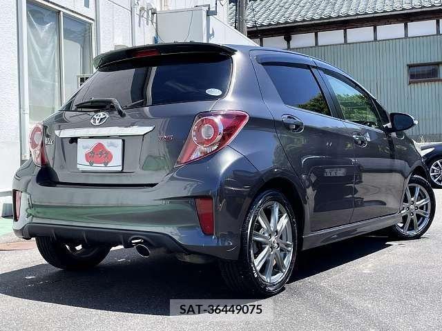 Toyota VITZ 2012-11 288561-1