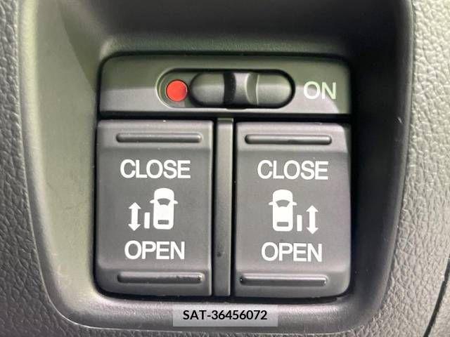 Honda N BOX 2015-03 306570-3