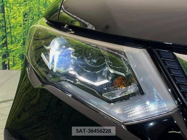 Nissan X-TRAIL 2017-08 341145-12