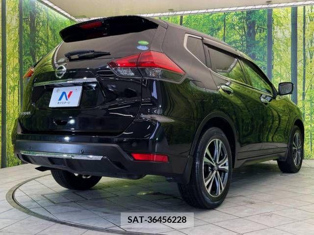 Nissan X-TRAIL 2017-08 341145-17