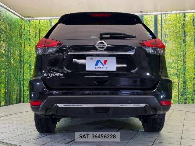 Nissan X-TRAIL 2017-08 341145-15
