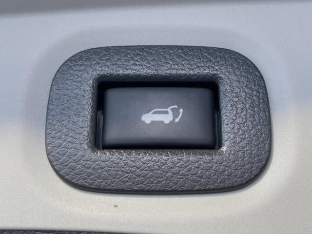 Nissan X-TRAIL 2016-07 11672-5